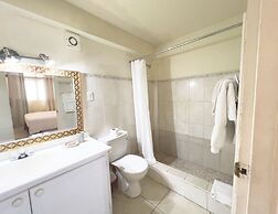 Melrose Beach Apartments