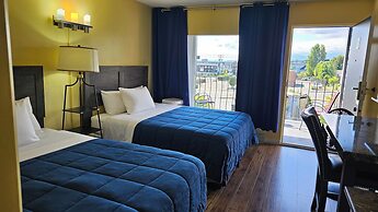 The Port-O-Call Inn & Suites