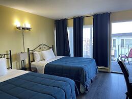 The Port-O-Call Inn & Suites