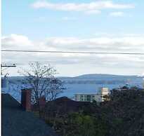 The Port-O-Call Inn & Suites