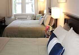 Camden Riverhouse Hotel