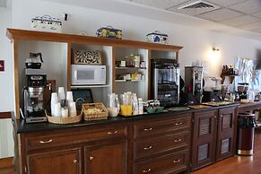 Camden Riverhouse Hotel