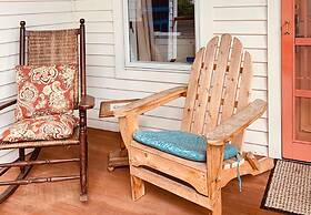 Camden Riverhouse Hotel