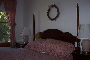 Chesapeake Inn of Lenox