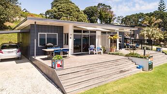 Golden Sand Beachfront Accommodation