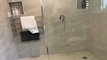 Golden Sand Beachfront Accommodation