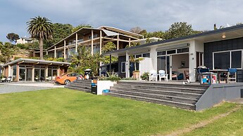 Golden Sand Beachfront Accommodation