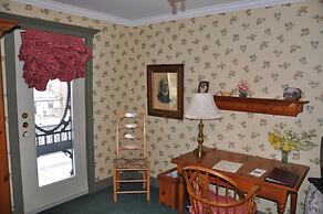 Auberge Lakeview Inn