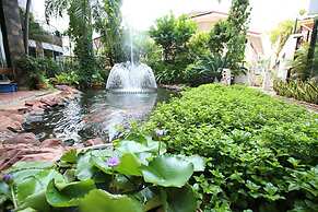 Kosa Hotel & Shopping Mall