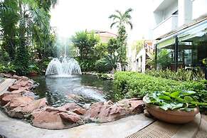 Kosa Hotel & Shopping Mall