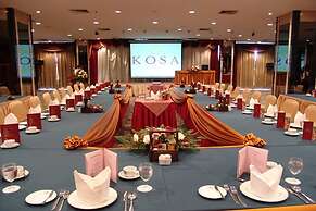 Kosa Hotel & Shopping Mall