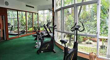 Kosa Hotel & Shopping Mall