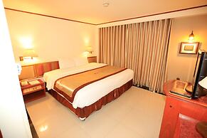 Kosa Hotel & Shopping Mall