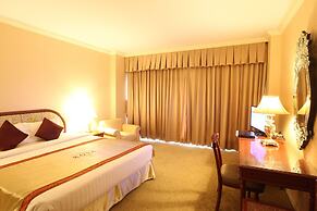 Kosa Hotel & Shopping Mall