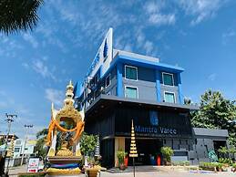 Mantra Varee Hotel