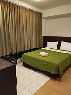 B & B Patong Beach House