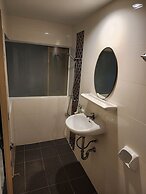 B & B Patong Beach House