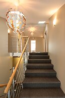 Guesthouse Garun, Skolavellir