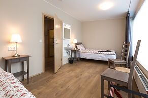 Guesthouse Garun, Skolavellir