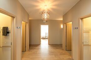 Guesthouse Garun, Skolavellir