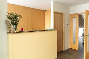 Guesthouse Garun, Skolavellir