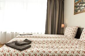 Guesthouse Garun, Skolavellir