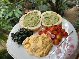 Floraville Phuket Resort