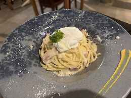 Floraville Phuket Resort