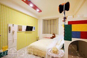 Broad-Minded Station