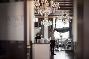 Post Hotel - Adults Only