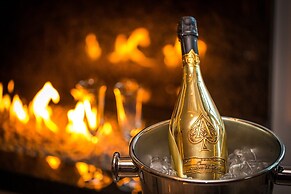 Diamond Suites by Reykjavik Keflavik Airport