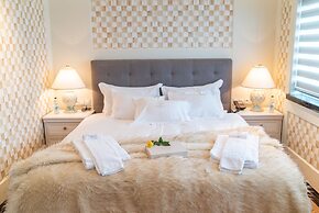 Diamond Suites by Reykjavik Keflavik Airport