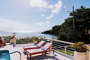 Beachcombers Hotel