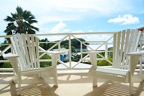 Beachcombers Hotel