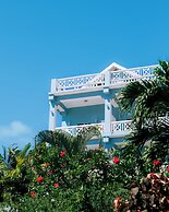 Beachcombers Hotel