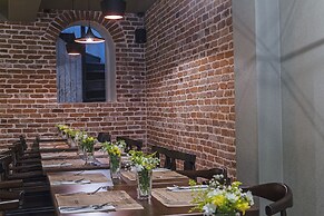 Meroddi Bagdatliyan Hotel