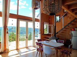 Un Vistón Modern Mountain Home