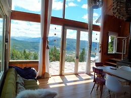 Un Vistón Modern Mountain Home