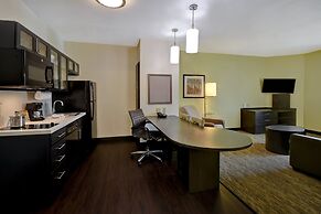 Candlewood Suites St. Clairsville by IHG
