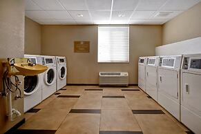 Candlewood Suites St. Clairsville by IHG