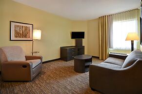 Candlewood Suites St. Clairsville by IHG