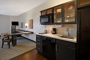 Candlewood Suites St. Clairsville by IHG