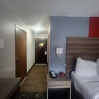 Ramada by Wyndham Cedar Rapids South