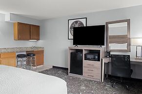 Ramada by Wyndham Cedar Rapids South