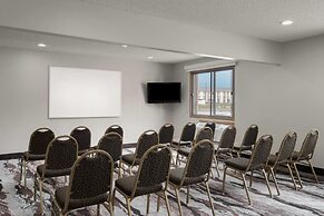 Ramada by Wyndham Cedar Rapids South