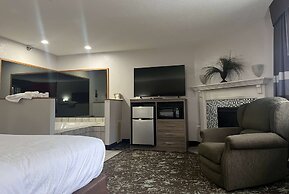 Ramada by Wyndham Cedar Rapids South