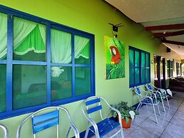 Cabinas Tortuguero Natural