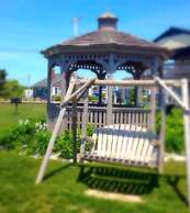 Mariner's Point Resort