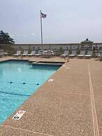 Mariner's Point Resort