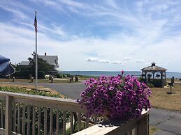 Mariner's Point Resort